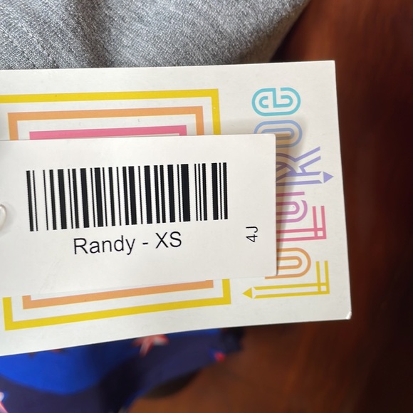 Clearance LuLaRoe Randy t-shirt XS - Picture 4 of 5